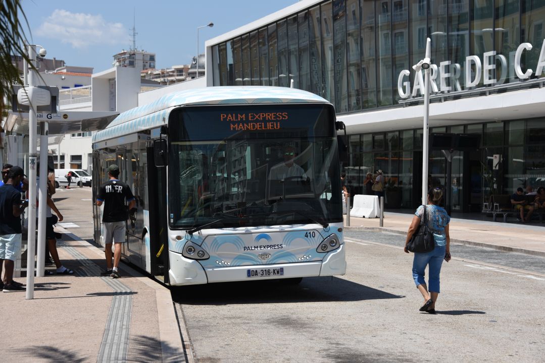 Palm Bus 410; Gare de cannes, Service Palm Express