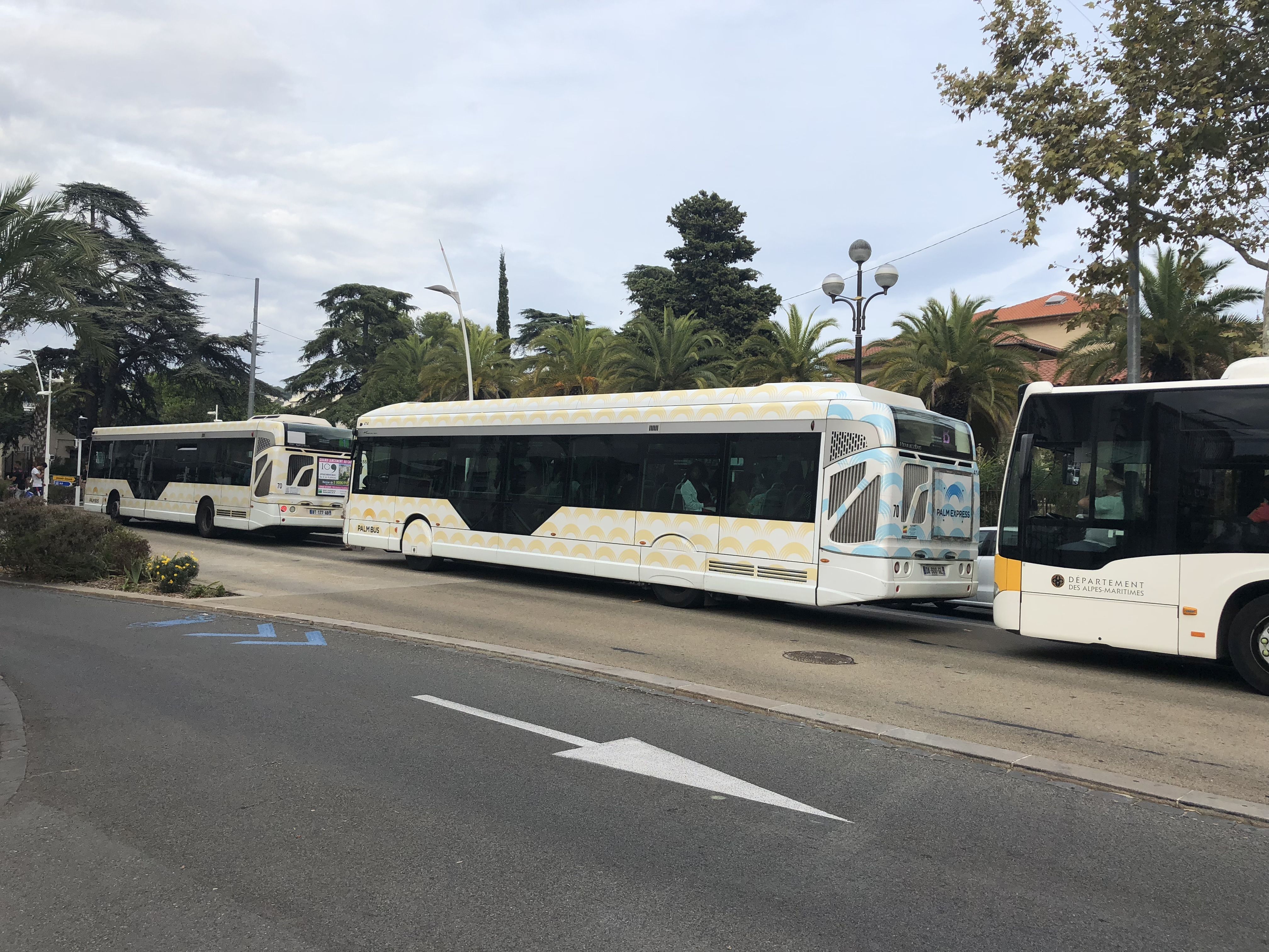 le 414 , assure un B le 5 octobre 2018