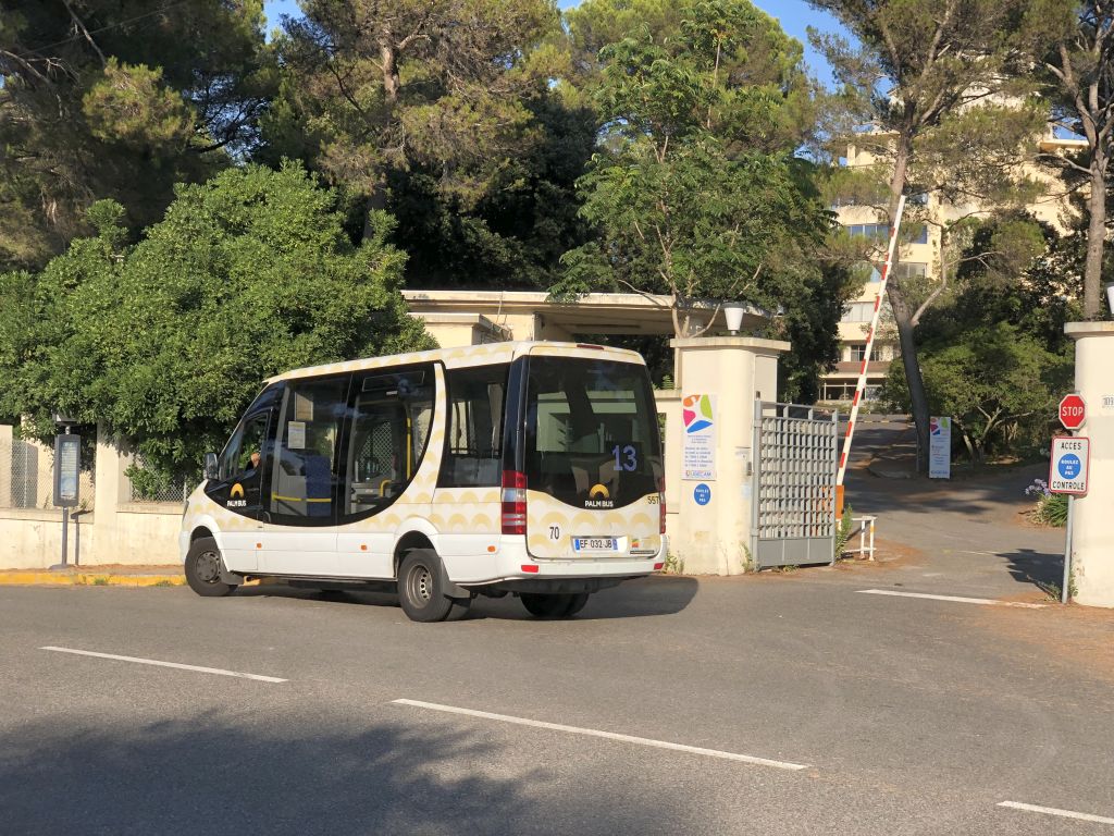 Palm Bus 557 Ligne 13