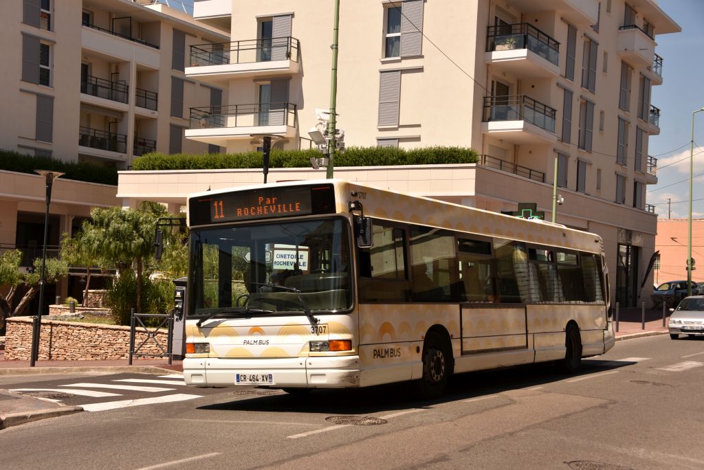 Palm Bus 3707 Cannes