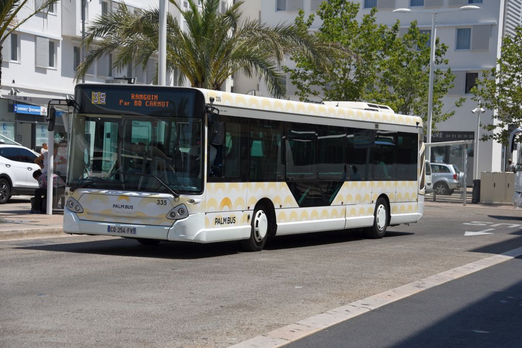 Palm 335 Gare SNCF Cannes