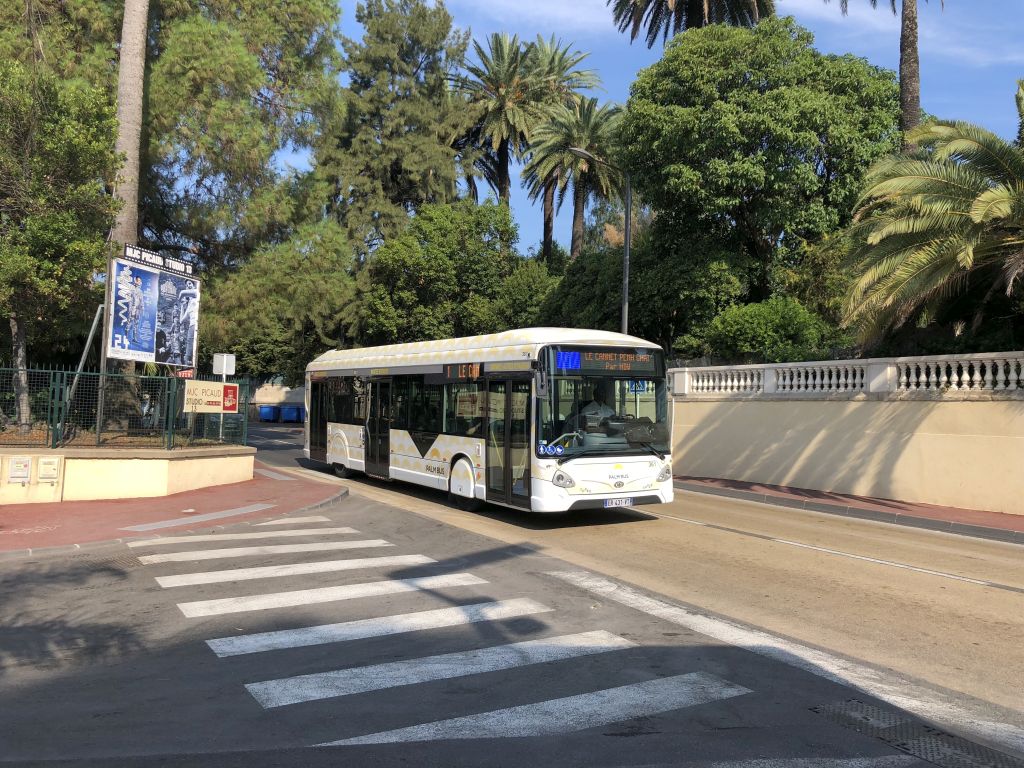Palm Bus 361 Cannes