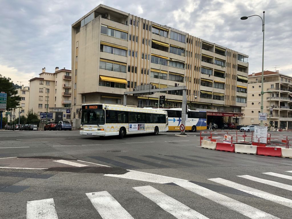 Palm Bus 3705 Cannes