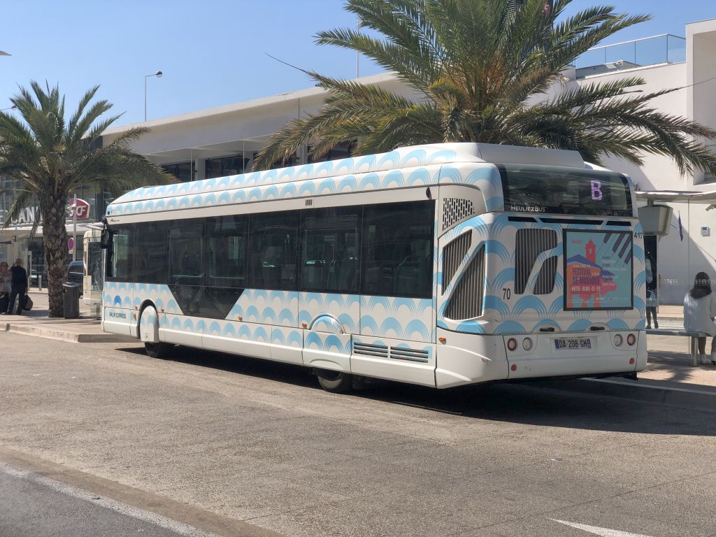 Palm Bus 417 Cannes