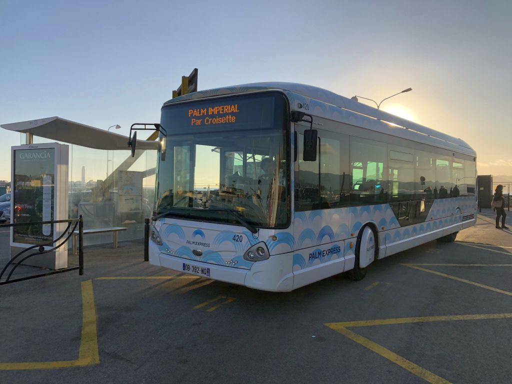 Palm Bus 420 assurant Palm Imperial