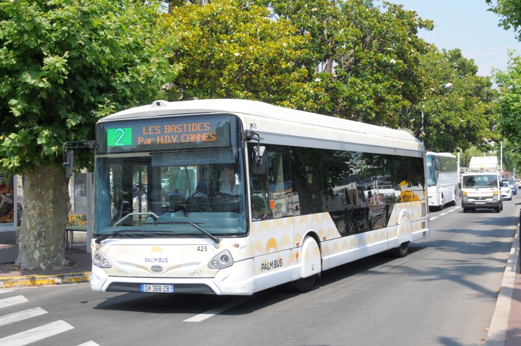 Palm Bus 425 Cannes