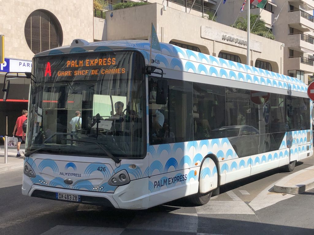 Palm Bus 426 Cannes