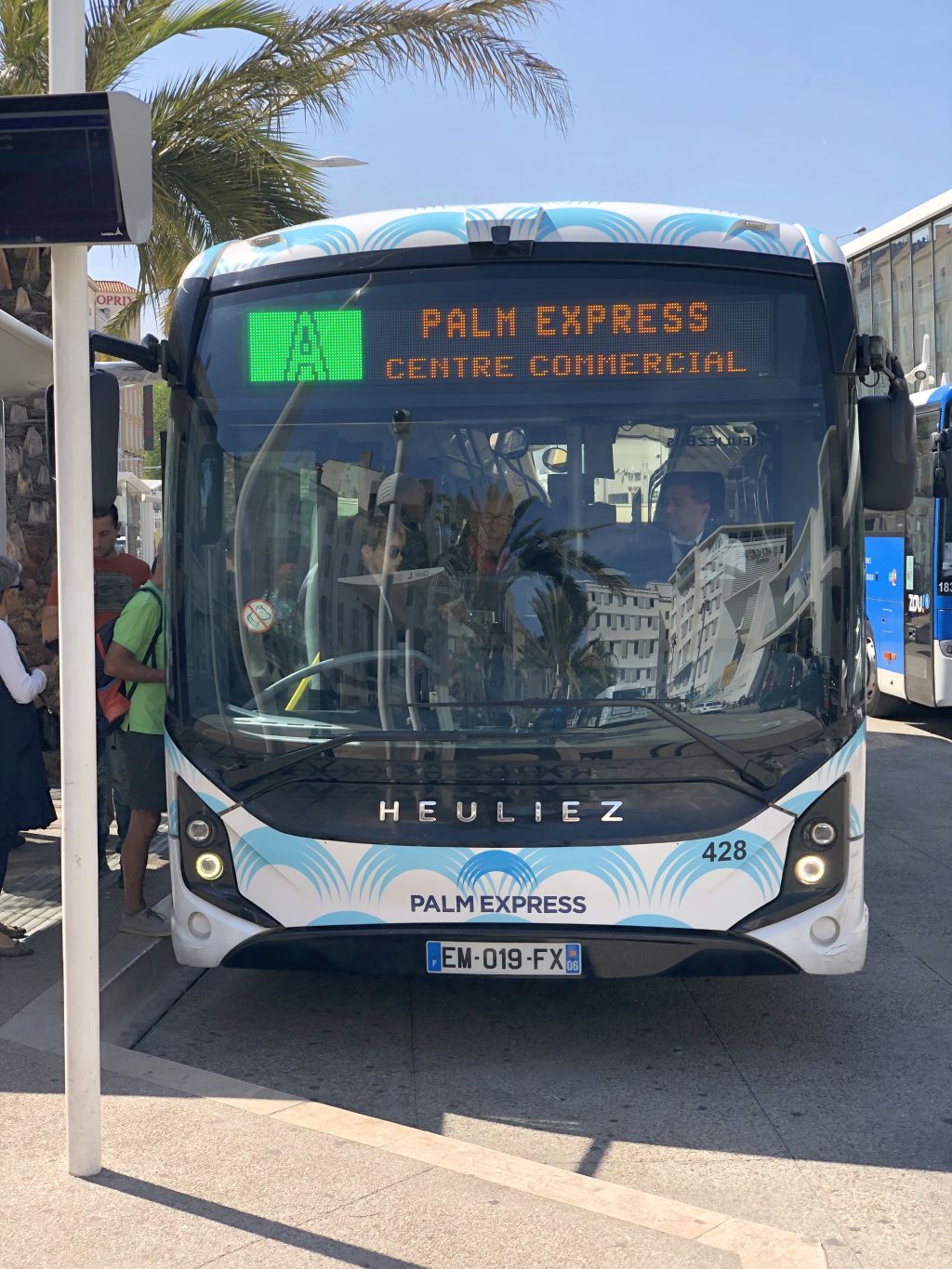 Palm Bus 428 Cannes