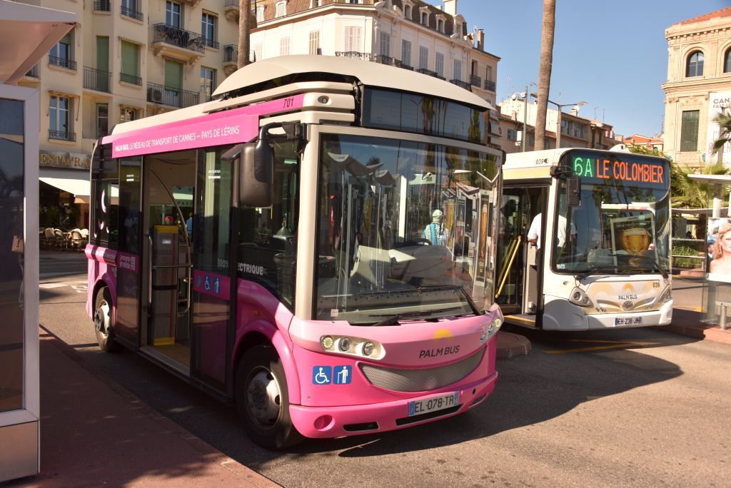 Palm Bus 701 Cannes
