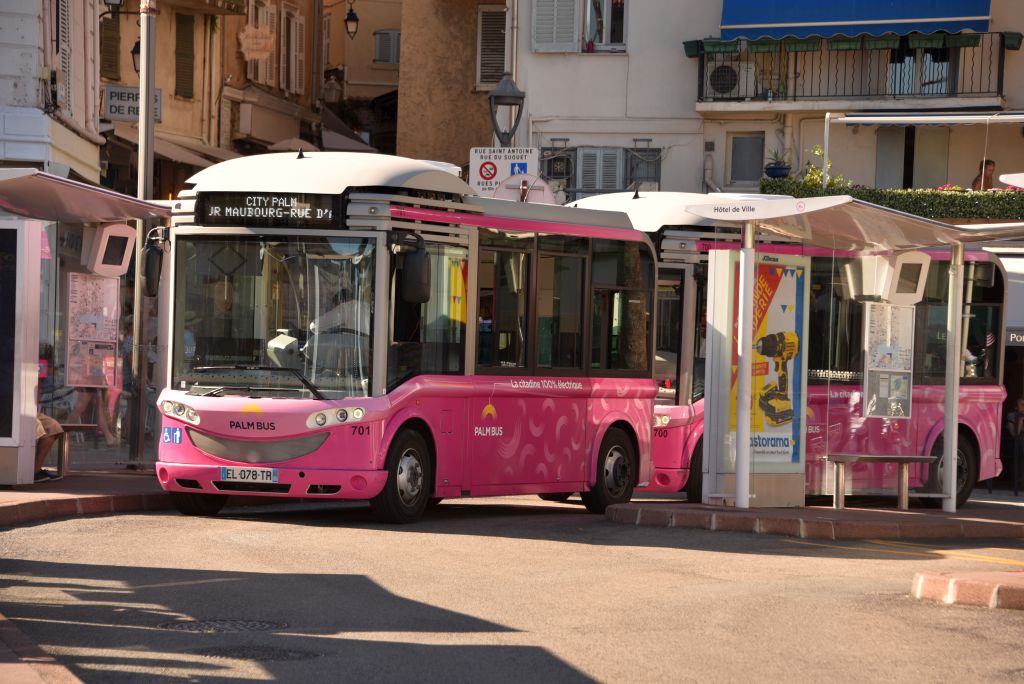 Palm Bus 701 Cannes