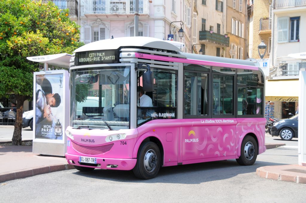 Palm Bus 704 Cannes