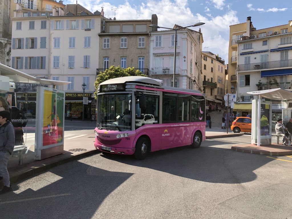 Palm Bus 705 Cannes