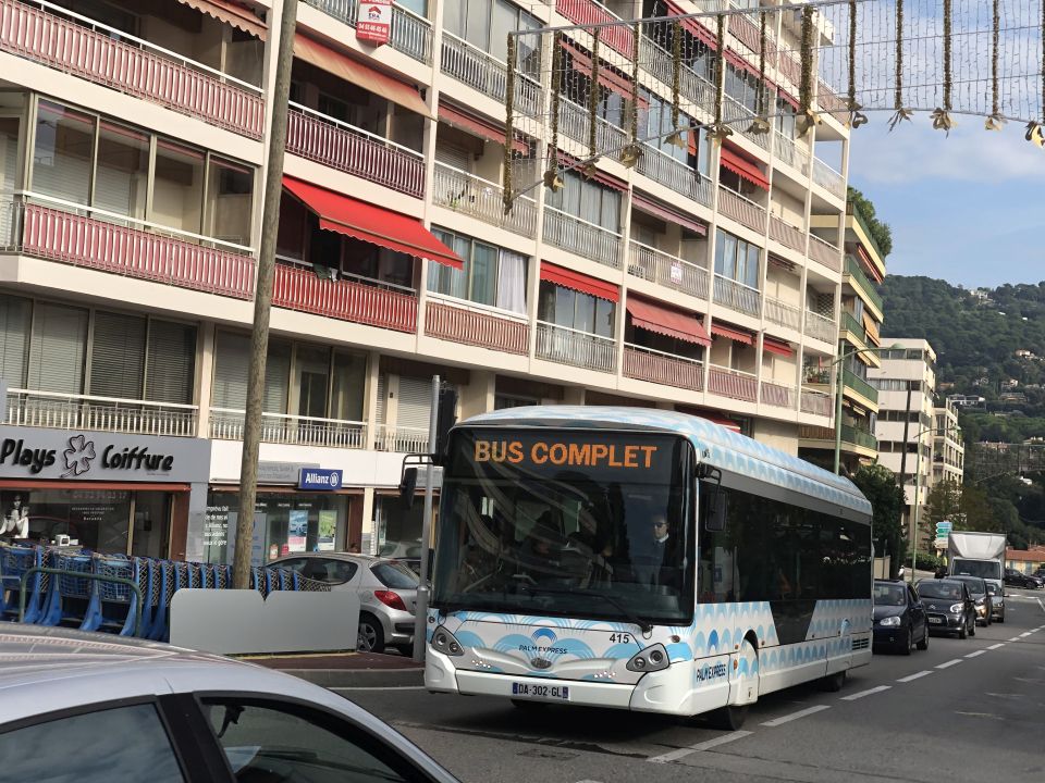 Palm Bus 415 arrêt Sévigné, direction Mouans-Sartoux